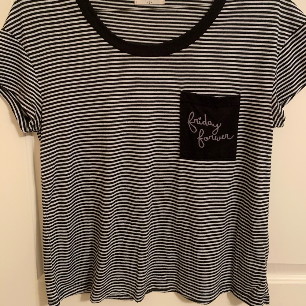 Wild Kiss pocket t-shirt